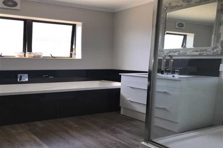 Photo of property in 6 Byron Place, Stoke, Nelson, 7011