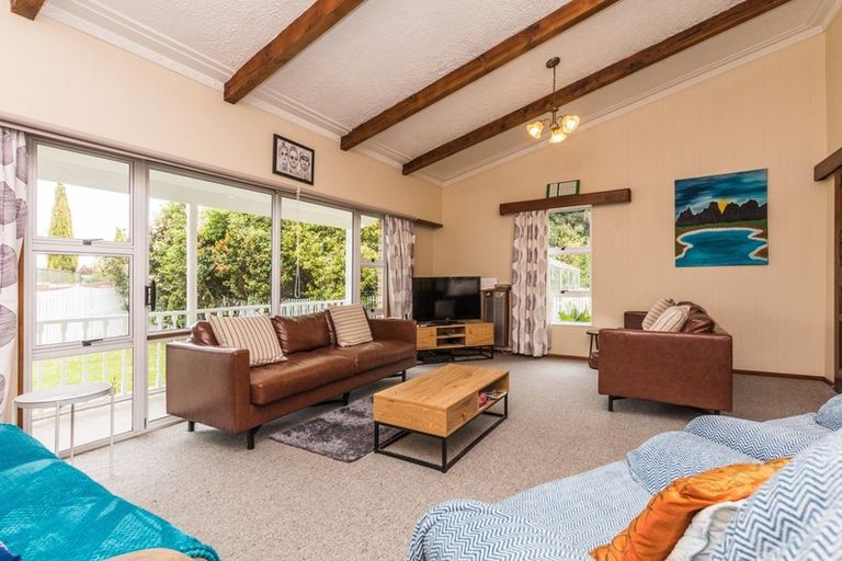 Photo of property in 36 Waterford Drive, Winton, 9720