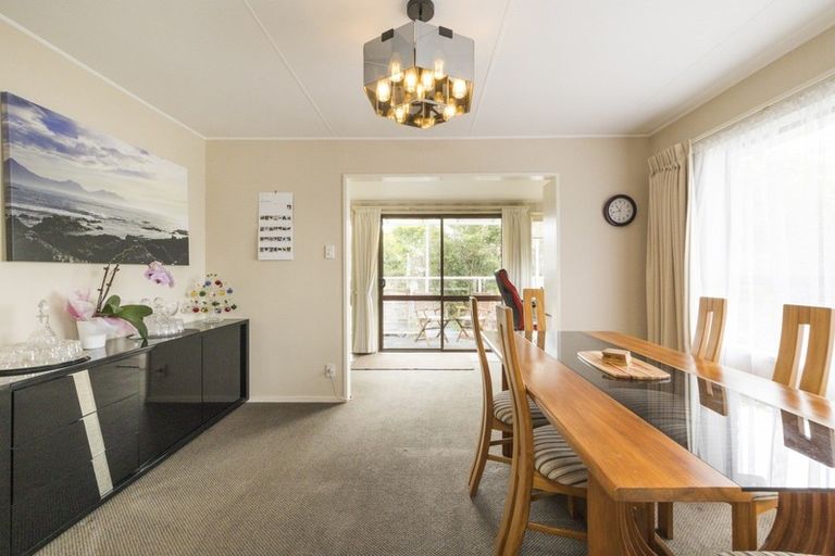 Photo of property in 15 Rangeview Place, Feilding, 4702