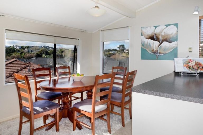 Photo of property in 27a Shackle Lane, Whitby, Porirua, 5024