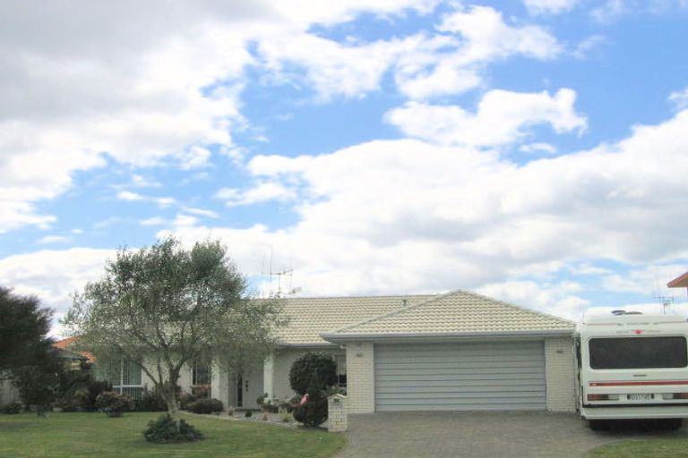 Photo of property in 215 Gloucester Road, Mount Maunganui, 3116