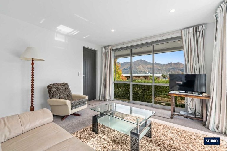 Photo of property in 3 Clearview Street, Wanaka, 9305