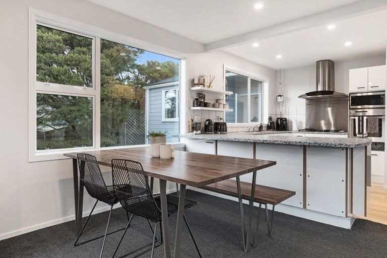 Photo of property in 5 Cabin Lane, Whitby, Porirua, 5024