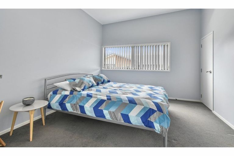 Photo of property in 18 Kaimoana Street, Weymouth, Auckland, 2103