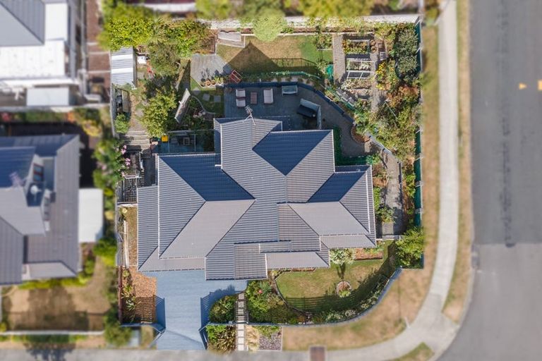 Photo of property in 7 Amesbury Drive, Churton Park, Wellington, 6037