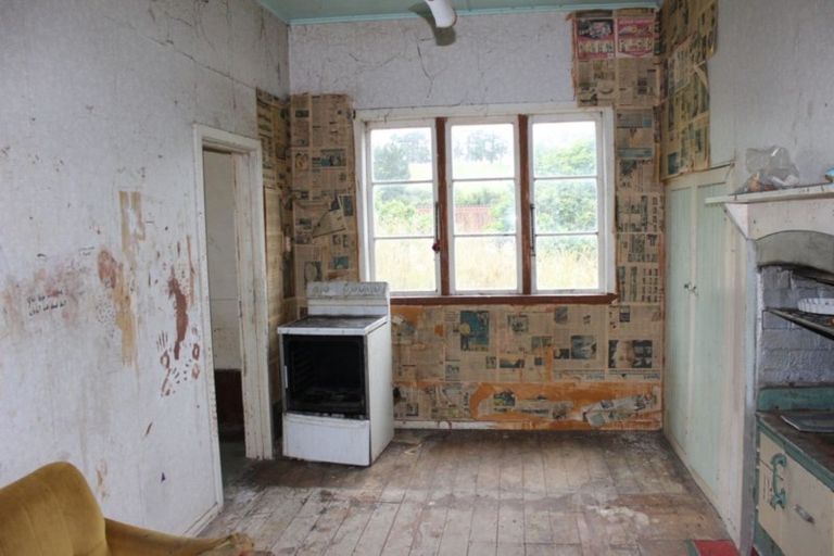 Photo of property in 88 Hovding Street, Norsewood, 4974