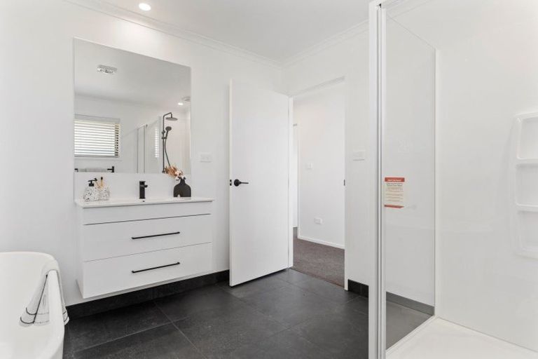 Photo of property in 45 Ridge Drive, Omokoroa, 3114