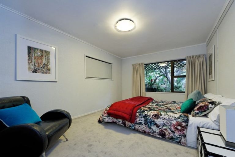 Photo of property in 45 Cornwallis Road, Cornwallis, Auckland, 0604