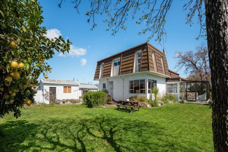 Photo of property in 11 Holdaway Street, Riversdale, Blenheim, 7201