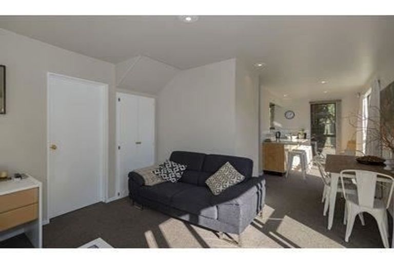 Photo of property in 3/198 Greers Road, Bryndwr, Christchurch, 8053