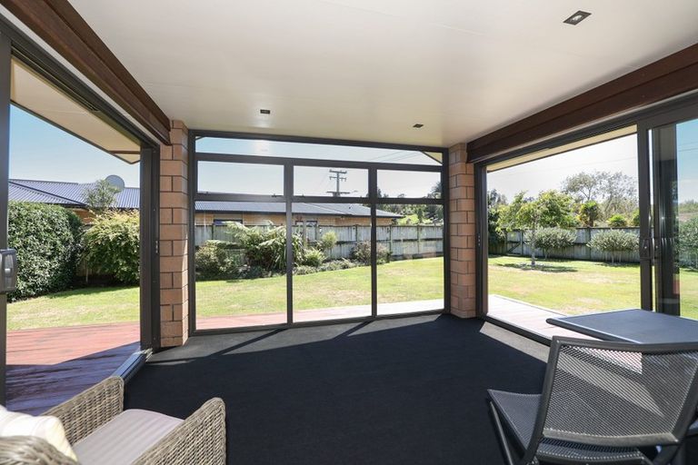 Photo of property in 8 Settlers Close, Whalers Gate, New Plymouth, 4310