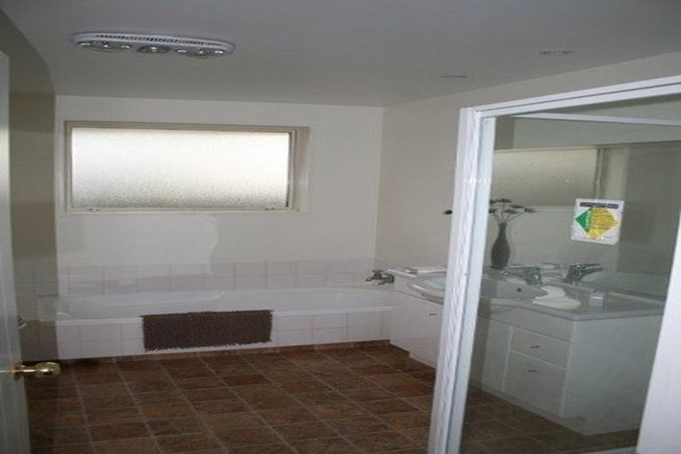 Photo of property in 5 Red Checkers Place, Wigram, Christchurch, 8042