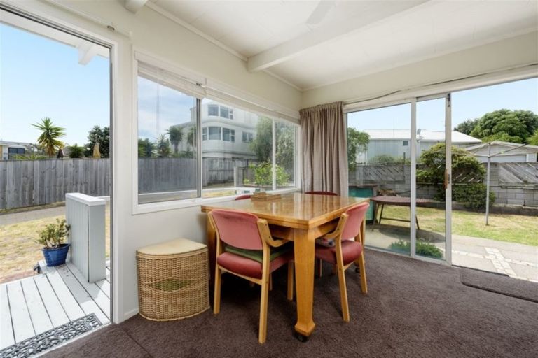 Photo of property in 335 Oceanbeach Road, Mount Maunganui, 3116