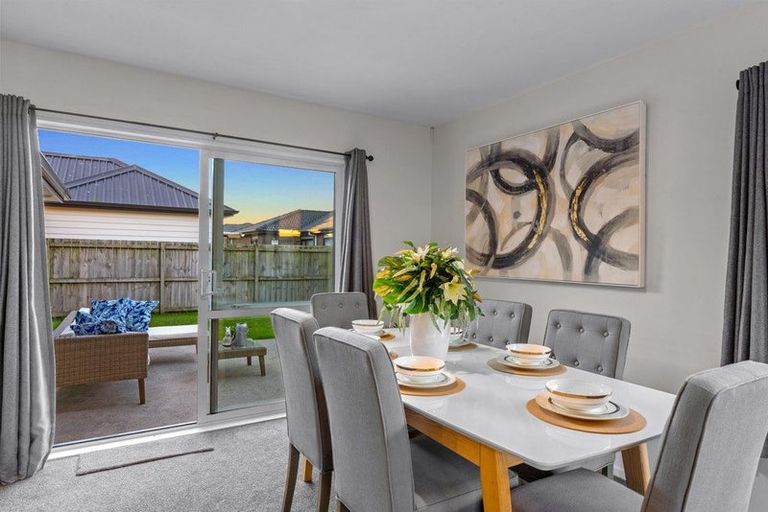 Photo of property in 35 Okawa Avenue, Papakura, 2110