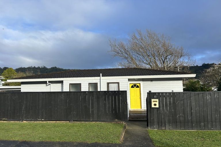 Photo of property in 12 Kennedy Grove, Stokes Valley, Lower Hutt, 5019