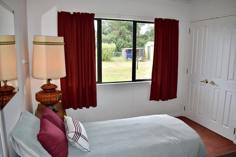 Photo of property in 12 Te Horo Beach Road, Te Horo, Otaki, 5581