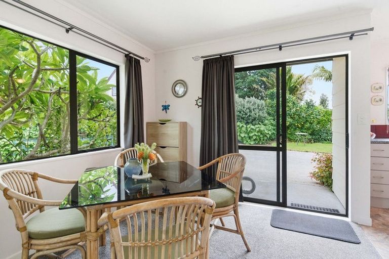Photo of property in 204 Waitaha Road, Welcome Bay, Tauranga, 3112