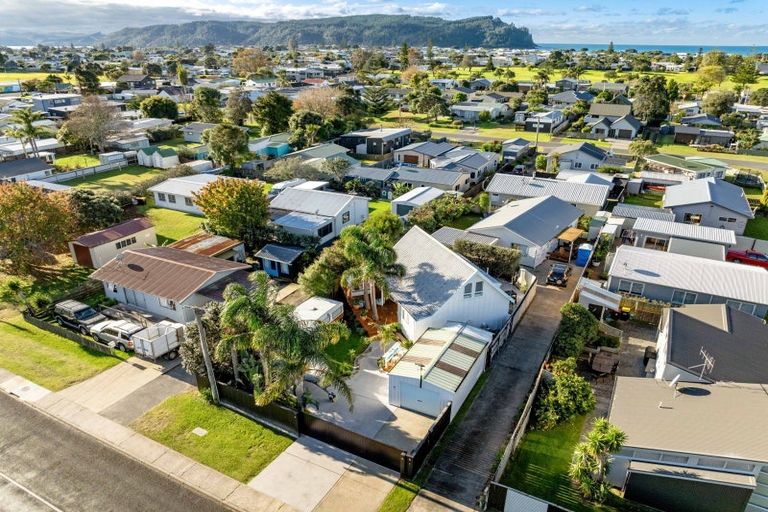 Photo of property in 118a Otahu Road, Whangamata, 3620