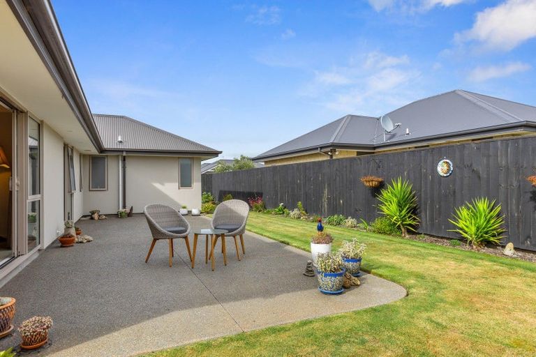 Photo of property in 18 Brantholme Place, Rangiora, 7400