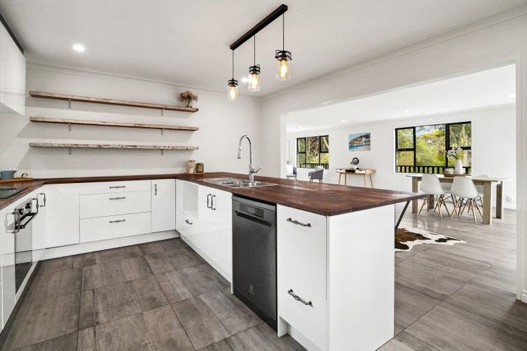 Photo of property in 11 Chelivode Street, Waitati, 9085