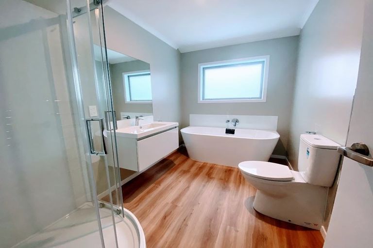 Photo of property in 9b Fitzherbert Road, Wainuiomata, Lower Hutt, 5014