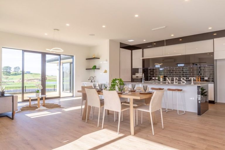 Photo of property in 12 Paiaka Place, Rototuna North, Hamilton, 3210