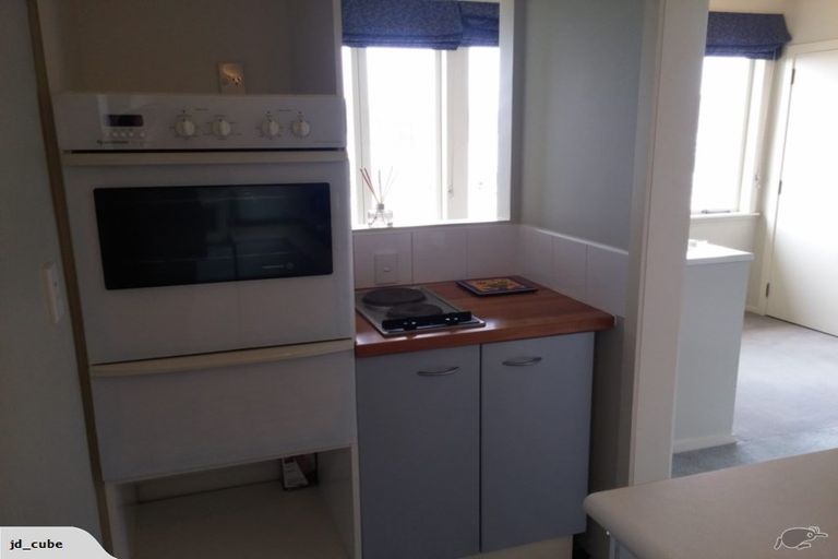 Photo of property in 28 Talavera Terrace, Kelburn, Wellington, 6012