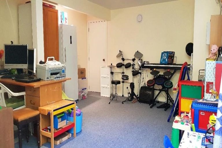 Photo of property in 13 Picasso Grove, Belmont, Lower Hutt, 5010