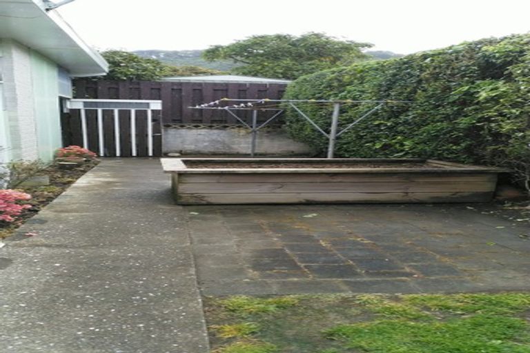 Photo of property in 7a Lincoln Grove, Wainuiomata, Lower Hutt, 5014