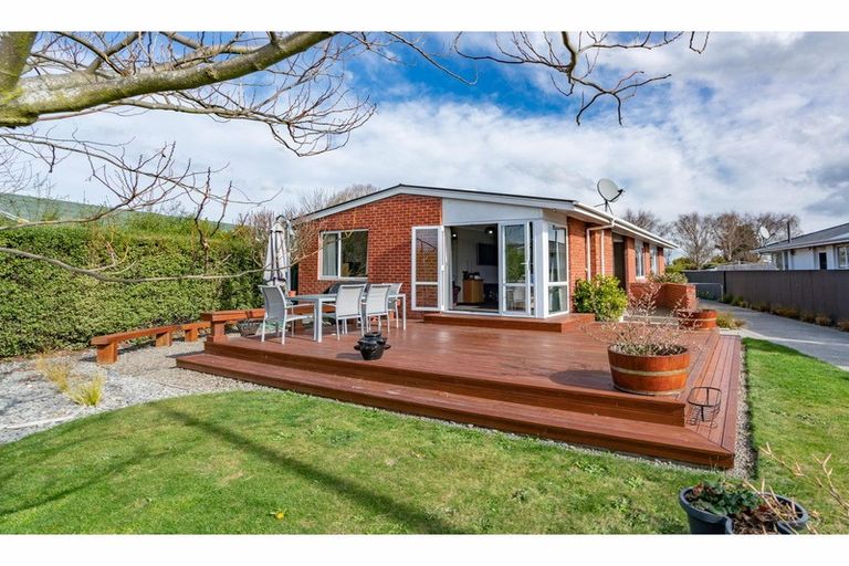 Photo of property in 135 Ohoka Road, Kaiapoi, 7630