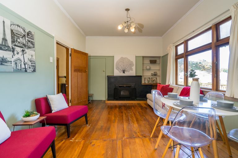 Photo of property in 128 Glen Road, The Glen, Dunedin, 9011