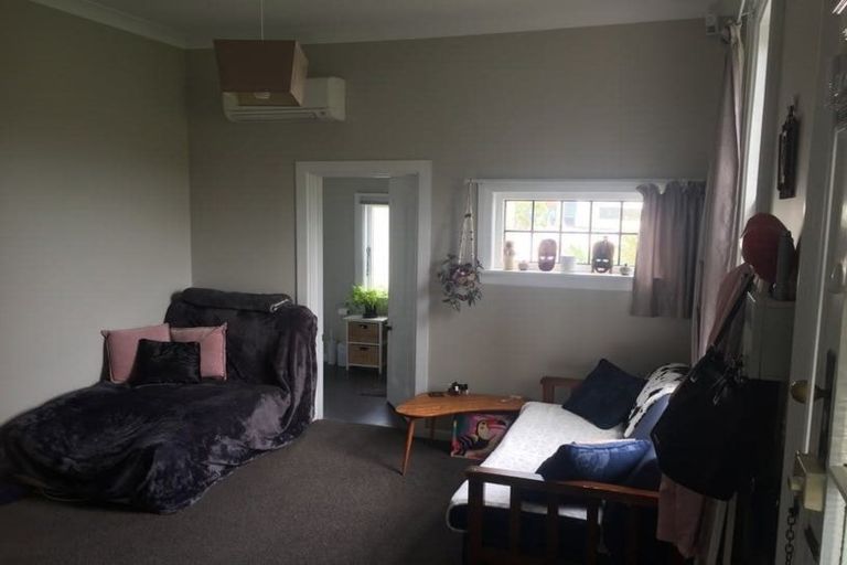 Photo of property in 17 Portland Crescent, Thorndon, Wellington, 6011