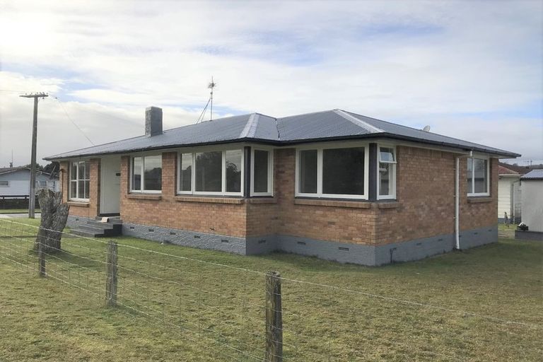 Photo of property in 2 Fergusson Street, Huntly, 3700