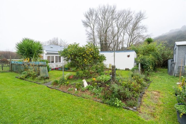 Photo of property in 1 Great South Road, Taupiri, 3721