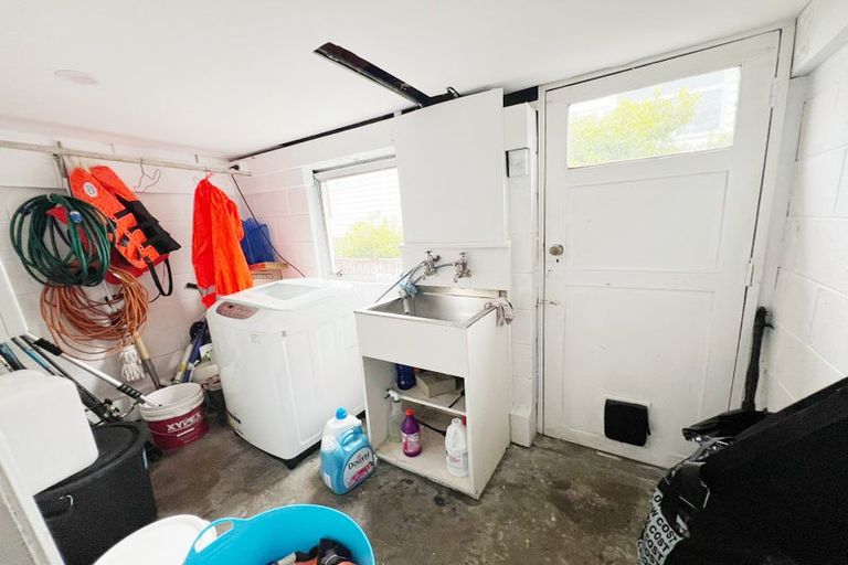 Photo of property in 47 Velma Road, Hillcrest, Auckland, 0627