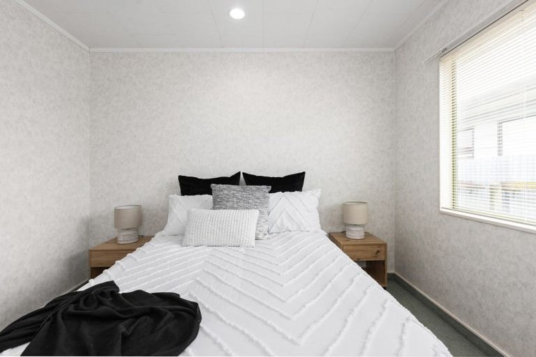 Photo of property in 2/40 Alamein Crescent, Onekawa, Napier, 4110