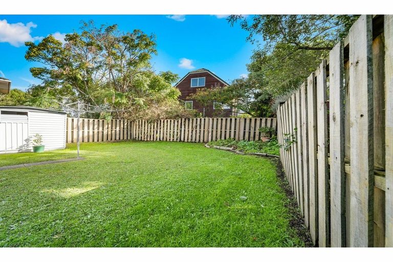 Photo of property in 2/53 Richards Avenue, Forrest Hill, Auckland, 0620