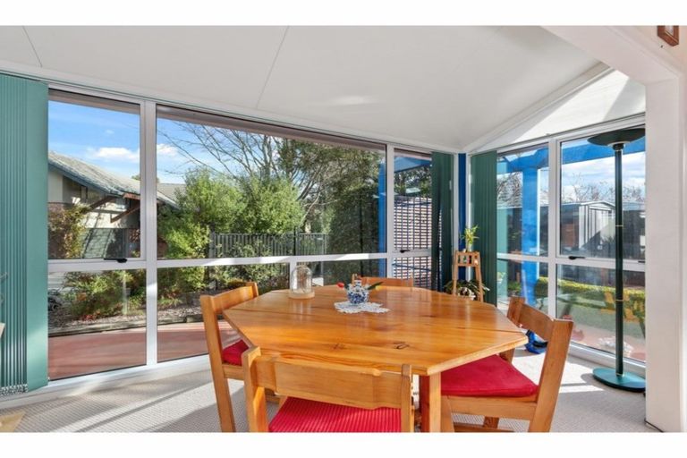 Photo of property in 132b Warren Crescent, Hillmorton, Christchurch, 8025