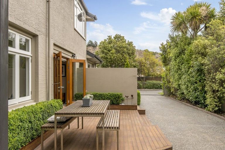 Photo of property in 40 Celia Street, Redcliffs, Christchurch, 8081