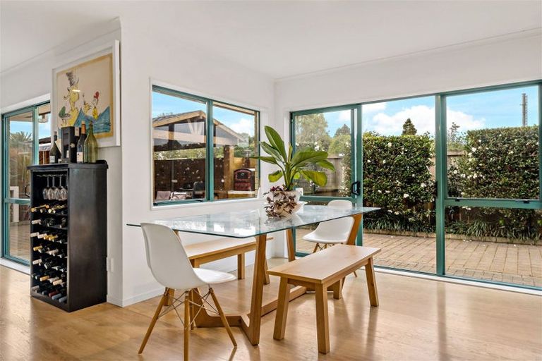 Photo of property in 18 Sample Road, Albany, Auckland, 0632