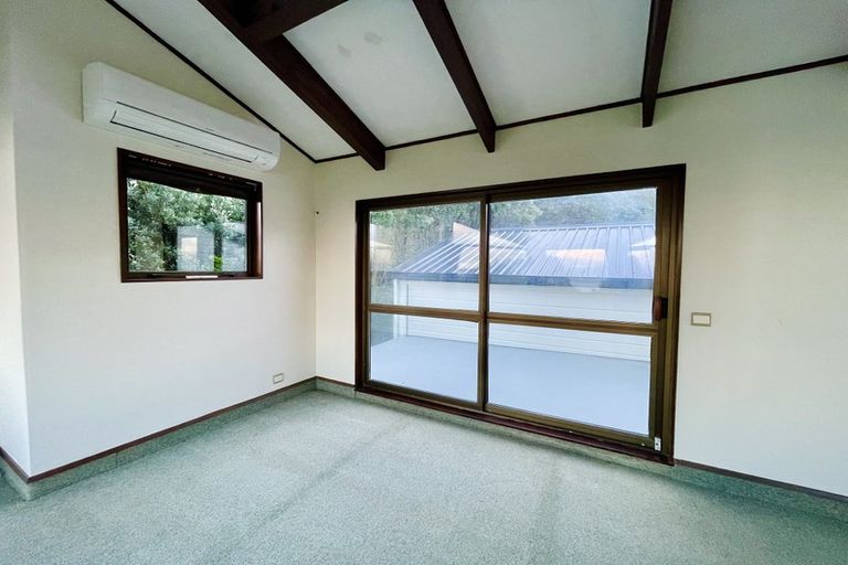 Photo of property in 52 Homebush Road, Khandallah, Wellington, 6035