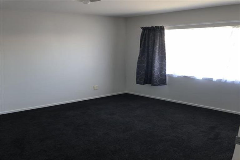 Photo of property in 2/20 Kent Road, Manurewa, Auckland, 2102