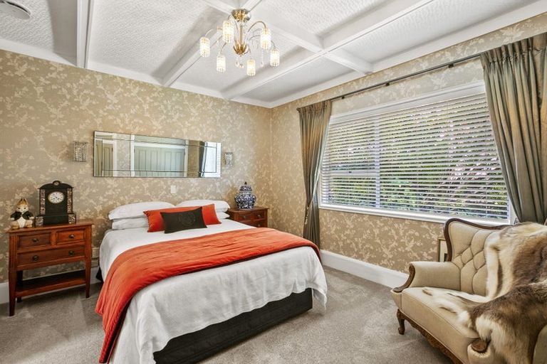 Photo of property in 76 Barrett Street, Westown, New Plymouth, 4310