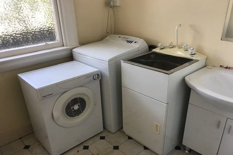 Photo of property in 16 The Terrace, Timaru, 7910