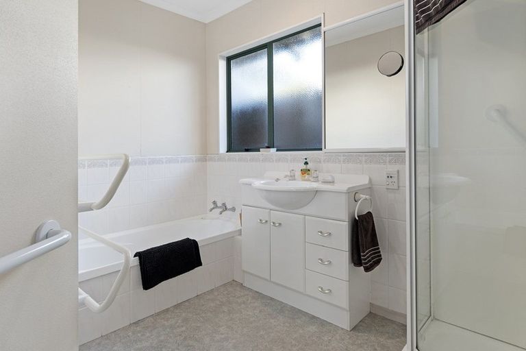 Photo of property in 3b Mansels Road, Greerton, Tauranga, 3112