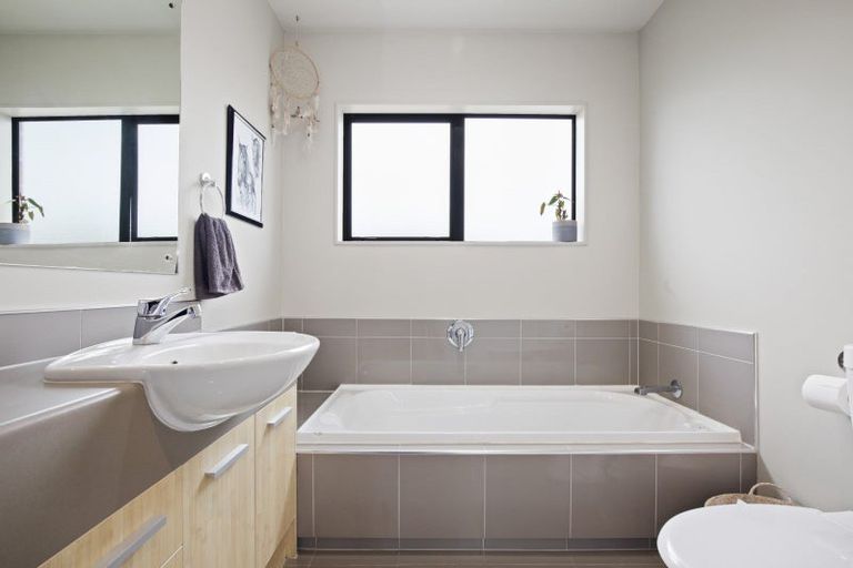 Photo of property in 155b Victoria Street West, Pukekohe, 2120