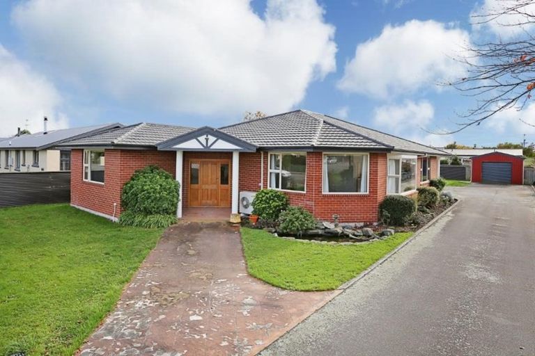 Photo of property in 46 Meldrum Street, Winton, 9720