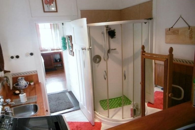 Photo of property in 2 Charles Street, Te Kamo, Whangarei, 0112