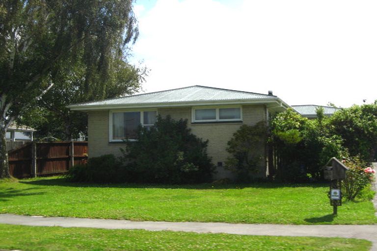 Photo of property in 17 Stanton Crescent, Hoon Hay, Christchurch, 8025