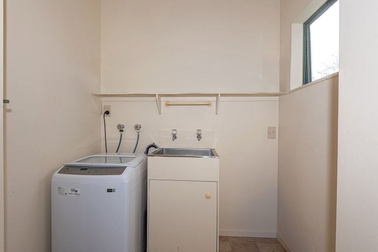 Photo of property in 6 Old Onerahi Road, Onerahi, Whangarei, 0110